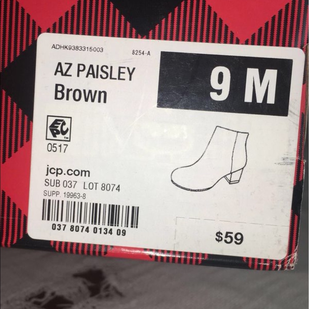 Booties. - Picture 3 of 3